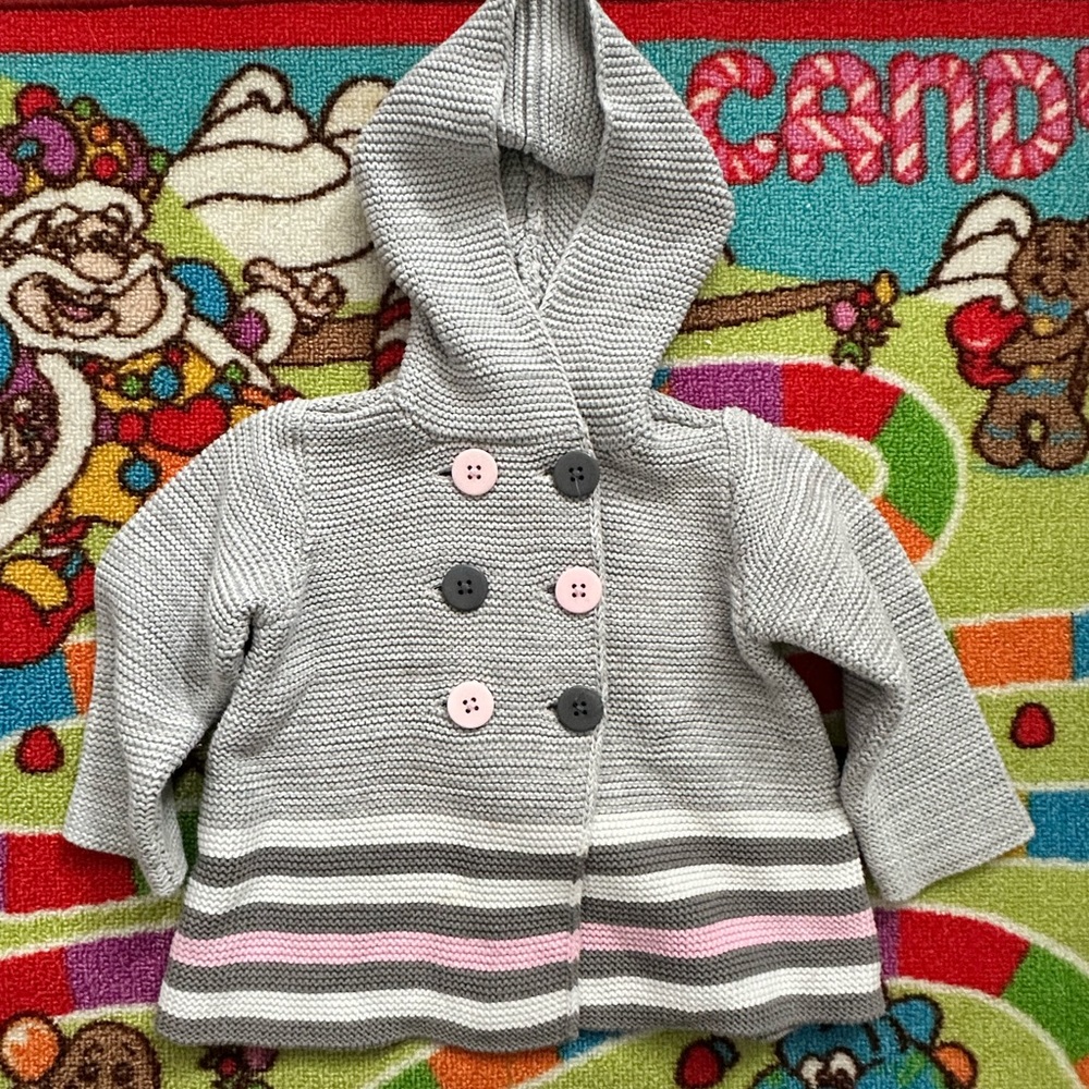 🐠2/$10🐠 Baby girls 🧒 super cute cardigan sweater.